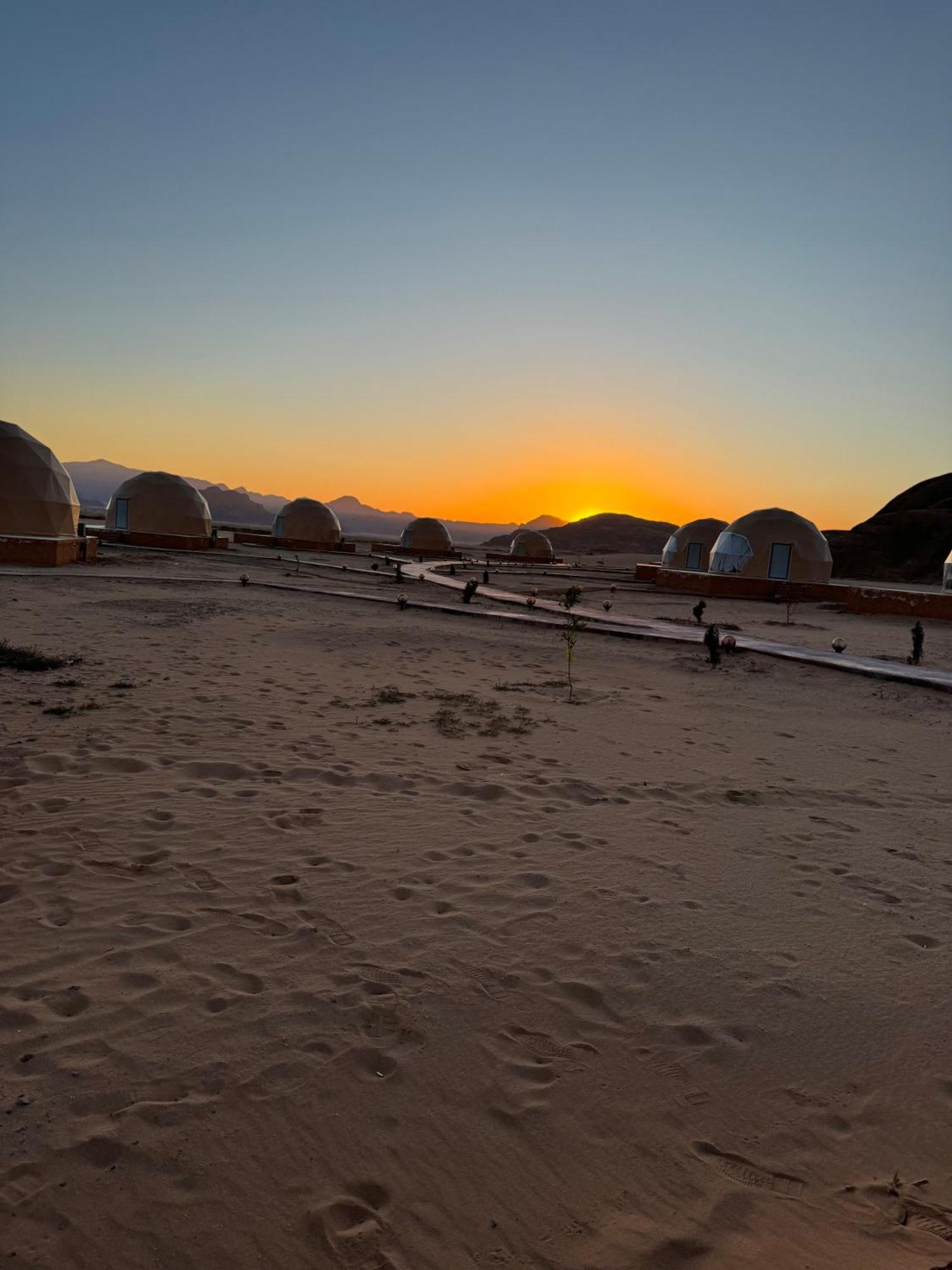 Wadi Rum Anwar Luxury Camp Exteriér fotografie