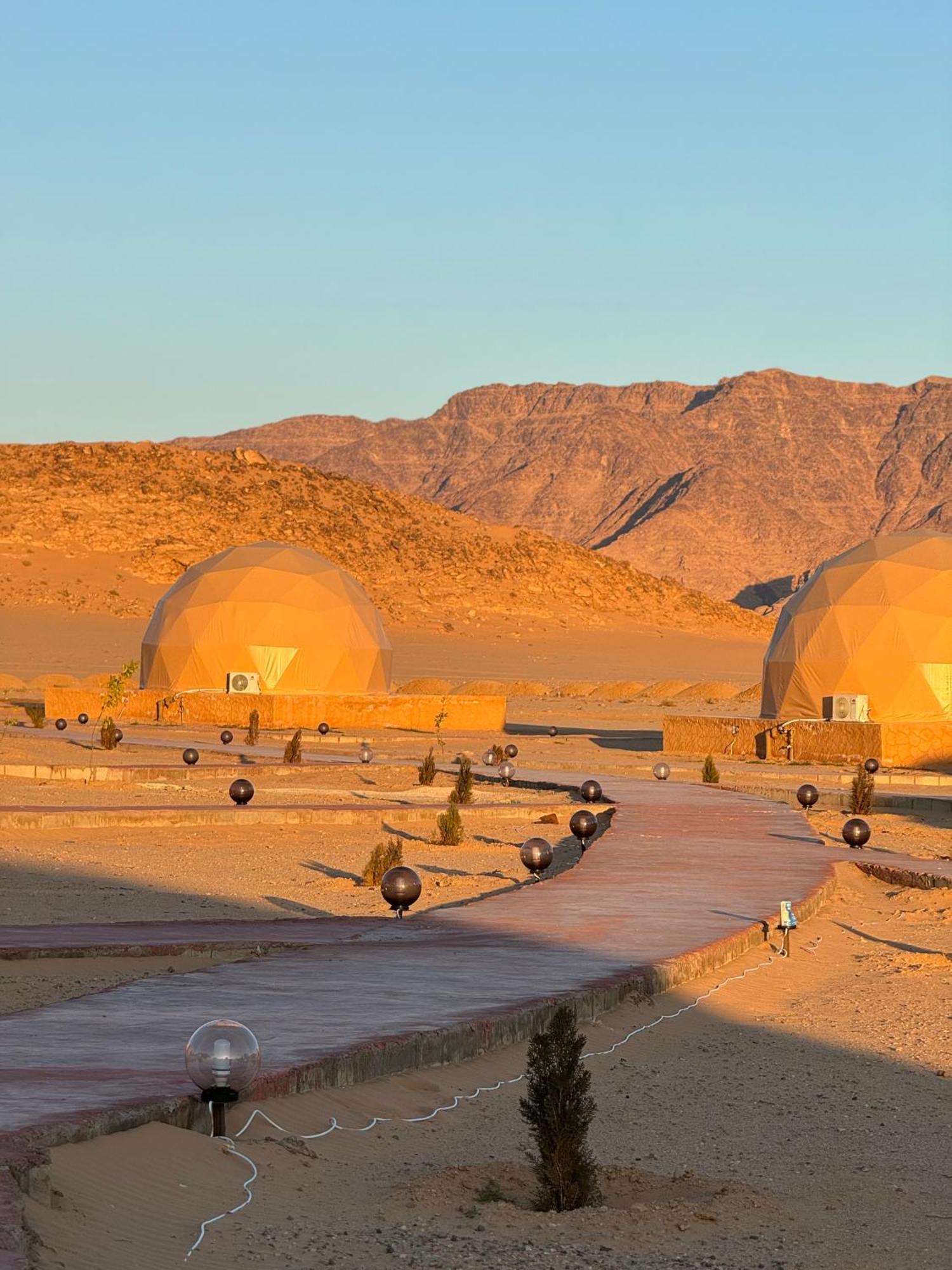 Wadi Rum Anwar Luxury Camp Exteriér fotografie